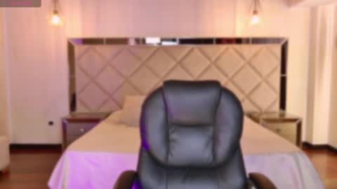 AMY WALKER online show from 03-06-25, 10:09