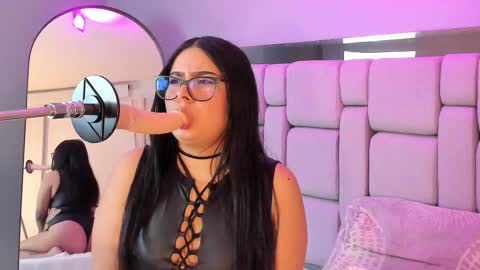 Snapshot of amywhitte_ chatting on 12-05-25, 07:32 amywhitte_ online show from 12-05-25, 07:32