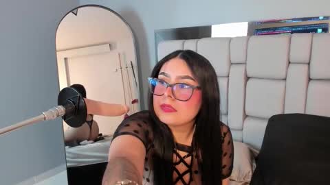 Snapshot of amywhitte_ chatting on 12-16-25, 07:08 amywhitte_ online show from 12-16-25, 07:08