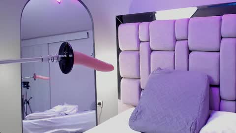 Snapshot of amywhitte_ chatting on 12-18-25, 06:58 amywhitte_ online show from 12-18-25, 06:58