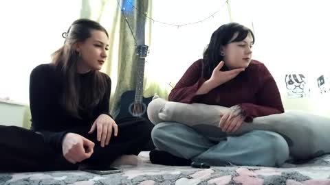 Snapshot of amywinks chatting on 04-16-26, 10:27 amywinks online show from 04-16-26, 10:27