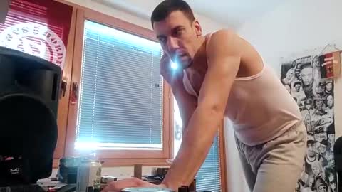 Snapshot of amyyrlikesdeep chatting on 01-18-25, 01:29 amyyrlikesdeep online show from 01-18-25, 01:29