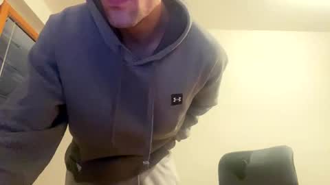 Snapshot of amyyrlikesdeep chatting on 03-03-25, 12:37 amyyrlikesdeep online show from 03-03-25, 12:37