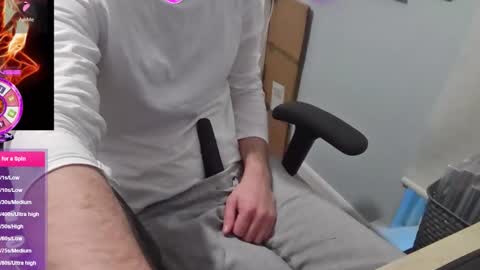 A online show from 12-17-25, 09:15