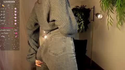 Angie online show from 02-03-25, 02:58