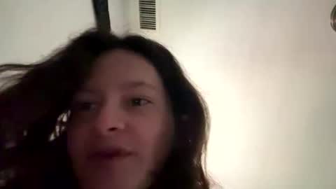 Snapshot of an_e333 chatting on 11-09-25, 06:06 an_e333 online show from 11-09-25, 06:06