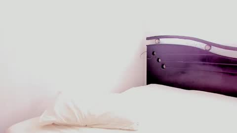 Snapshot of ana_castilo chatting on 02-14-25, 02:02 Ana  IG an castillo 1 online show from 02-14-25, 02:02