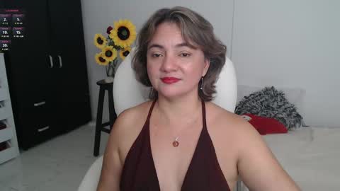 Snapshot of ana_hotmilfx chatting on 03-11-25, 02:32 ANA online show from 03-11-25, 02:32