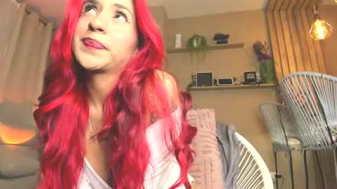 Snapshot of ana_jasper chatting on 06-16-26, 10:56 Ana Maria online show from 06-16-26, 10:56