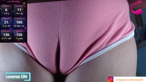 Snapshot of ana_loveee chatting on 09-18-25, 10:17 Ana lopez - Cameltoe girl online show from 09-18-25, 10:17