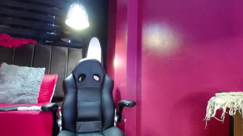 Ana online show from 12-31-24, 03:09