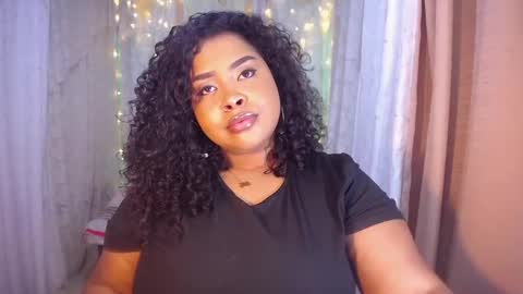 Snapshot of ana_off_alana chatting on 03-04-25, 10:49 Ana online show from 03-04-25, 10:49