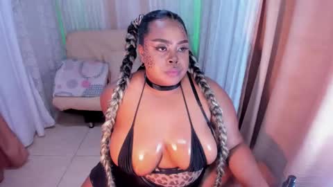 Snapshot of ana_off_alana chatting on 10-26-25, 12:05 Ana online show from 10-26-25, 12:05