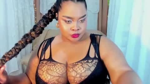 Snapshot of ana_off_alana chatting on 11-23-25, 11:04 Ana online show from 11-23-25, 11:04