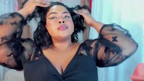 Snapshot of ana_off_alana chatting on 11-30-25, 12:47 Ana online show from 11-30-25, 12:47