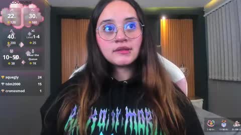 Snapshot of ana_taylor2 chatting on 12-31-24, 02:03 Ana online show from 12-31-24, 02:03