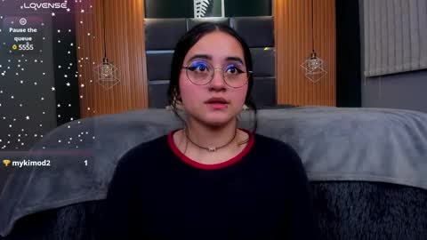 Snapshot of ana_taylor2 chatting on 02-12-25, 09:54 Ana online show from 02-12-25, 09:54