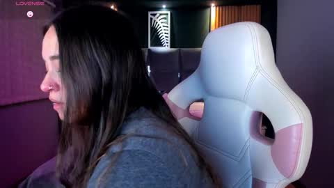 Snapshot of ana_taylor2 chatting on 09-14-25, 09:25 Ana online show from 09-14-25, 09:25