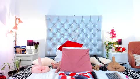 anaa_bellaa online show from 01-03-25, 03:22