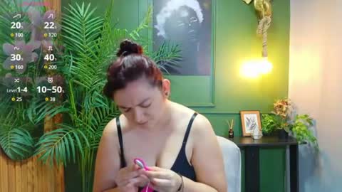 Snapshot of anaa_rosee chatting on 06-30-26, 12:39 Ana online show from 06-30-26, 12:39