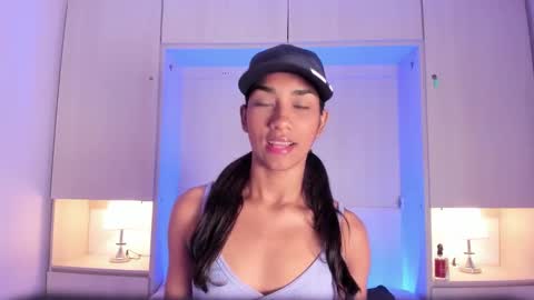 anaacollins_ online show from 02-11-26, 11:37