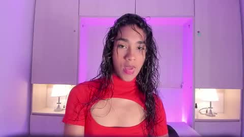 anaacollins_ online show from 03-19-26, 11:36