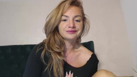 Snapshot of anabeatrice29 chatting on 12-02-24, 10:45 Ana online show from 12-02-24, 10:45