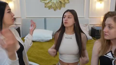 Sweet girls online show from 03-10-25, 12:04