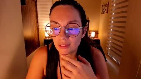 Anabel online show from 10-24-25, 07:43