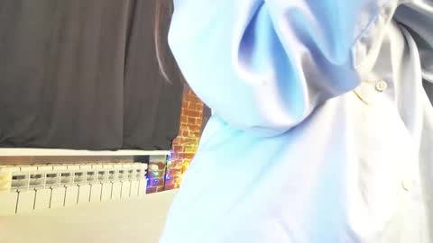 Snapshot of anabelblack chatting on 09-12-25, 02:39 Anna online show from 09-12-25, 02:39