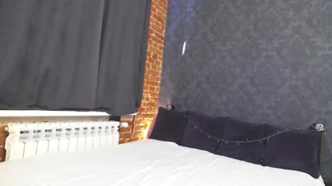 Snapshot of anabelblack chatting on 10-14-25, 11:22 Anna online show from 10-14-25, 11:22