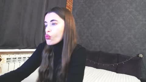 Anna online show from 11-24-25, 12:27