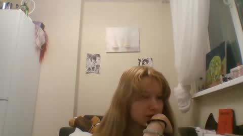 Snapshot of anabelbrando chatting on 07-01-26, 05:12 Malvina online show from 07-01-26, 05:12