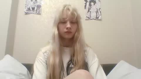 Snapshot of anabelbrando chatting on 07-03-26, 07:20 Malvina online show from 07-03-26, 07:20