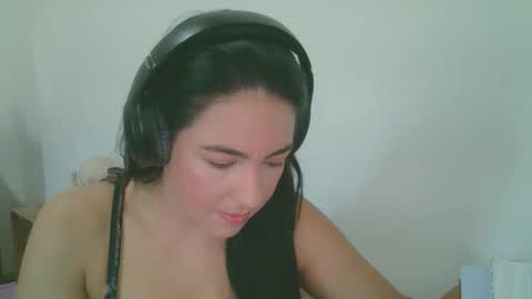 Snapshot of anabelenogueira1 chatting on 05-29-26, 02:59 anabelenogueira1 online show from 05-29-26, 02:59