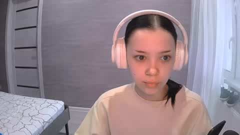 Snapshot of anabelhayre chatting on 10-14-25, 11:55 Anabel online show from 10-14-25, 11:55