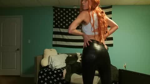Snapshot of anabelleleigh chatting on 05-08-26, 11:54 Anabelleleigh online show from 05-08-26, 11:54