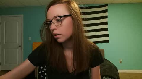 Snapshot of anabelleleigh chatting on 05-19-26, 03:13 Anabelleleigh online show from 05-19-26, 03:13