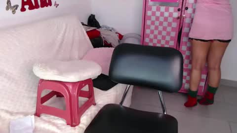 Ana online show from 11-30-25, 10:41