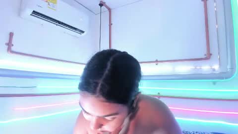 Snapshot of anaelle_bardin chatting on 07-19-26, 03:05 Anna online show from 07-19-26, 03:05