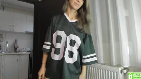 Anahi online show from 03-22-26, 05:11