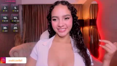 Snapshot of anahi_curlie1 chatting on 06-19-26, 11:14 Anahi Curlie online show from 06-19-26, 11:14