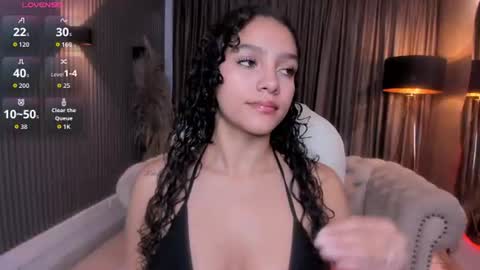Snapshot of anahi_curlie1 chatting on 07-10-26, 11:02 Anahi Curlie online show from 07-10-26, 11:02