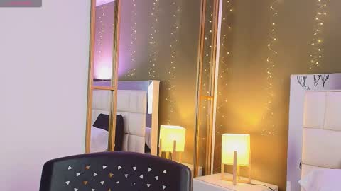 Anahi  online show from 10-05-25, 07:45