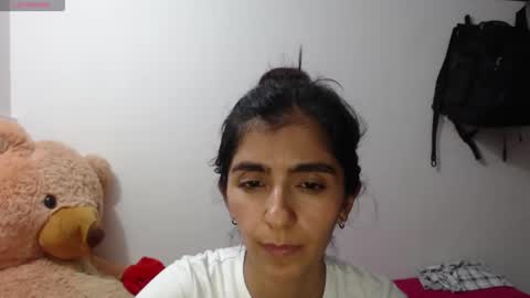 Snapshot of anahibrowns95 chatting on 05-05-26, 11:46 Anahi Browns online show from 05-05-26, 11:46