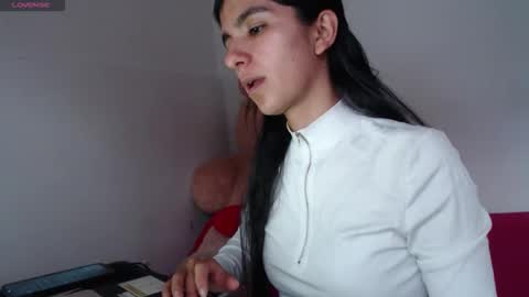 Snapshot of anahibrowns95 chatting on 05-18-26, 07:09 Anahi Browns online show from 05-18-26, 07:09