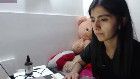 Snapshot of anahibrowns95 chatting on 06-05-26, 11:43 Anahi Browns online show from 06-05-26, 11:43