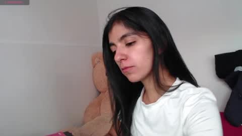 Snapshot of anahibrowns95 chatting on 07-27-26, 05:42 Anahi Browns online show from 07-27-26, 05:42