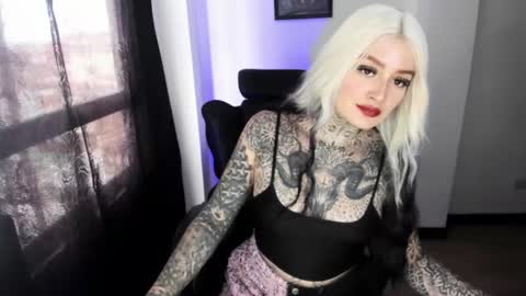 Snapshot of anai_gomez chatting on 10-28-25, 06:54 Callme Mistress Ani online show from 10-28-25, 06:54