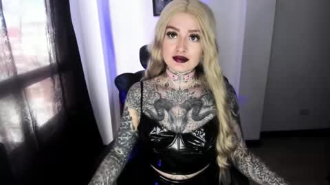 Snapshot of anai_gomez chatting on 11-03-25, 07:37 Callme Mistress Ani online show from 11-03-25, 07:37